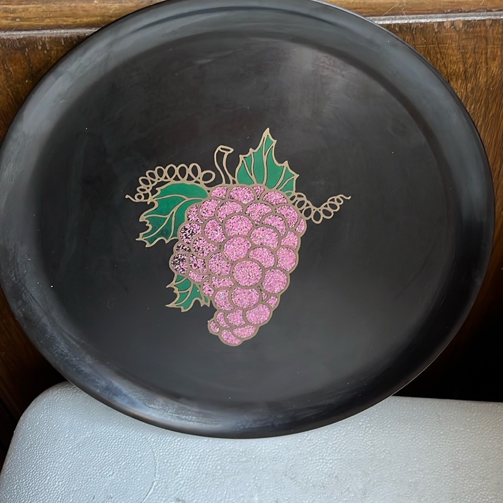 Courac Bushel of Grapes Tray